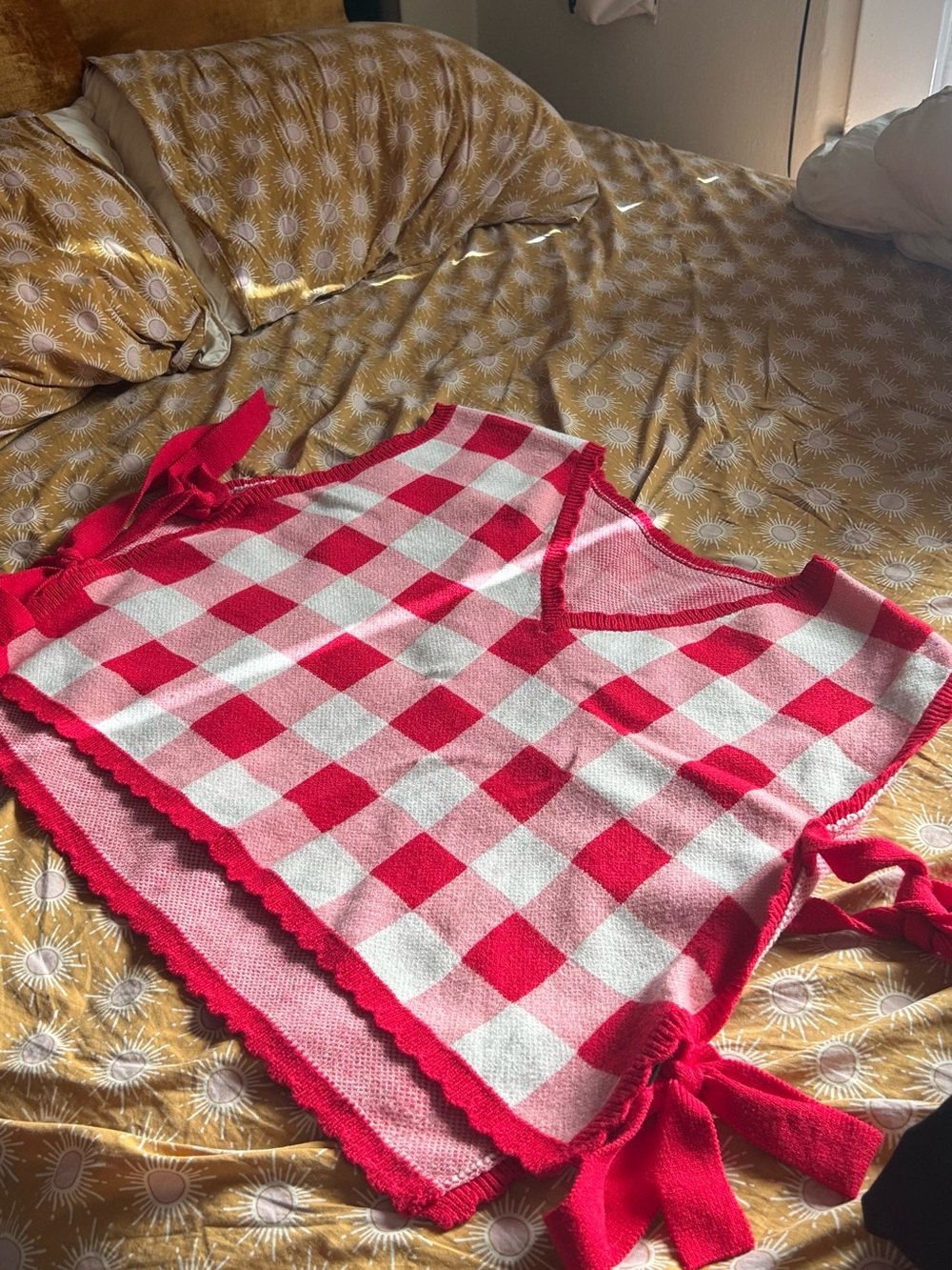 Plus size gingham Tie-Side Knit Vest